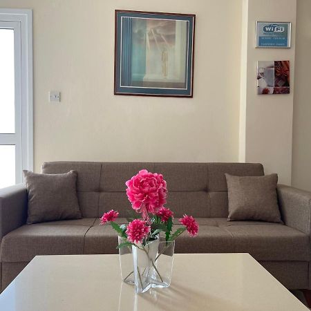 Terpsithea Apartments ไอยานาปา ภายนอก รูปภาพ